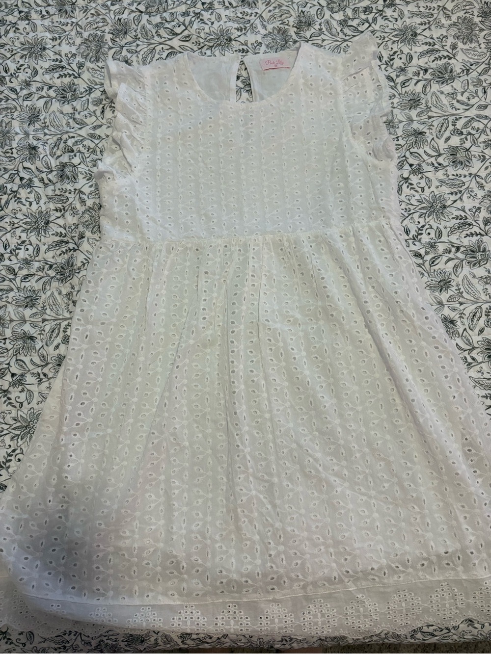 Pink Lily White Round Neck Lace Romper Dress
